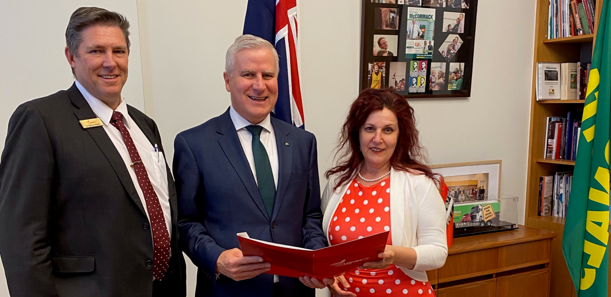 Latrobe City Council Deputy Mayor Cr Darren Howe (left) and Mayor Cr Sharon Gibson meet with Deputy Prime Minister Michael McCormack in Canberra.